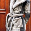 Wool square pattern coat with eco fur lining - Image 5